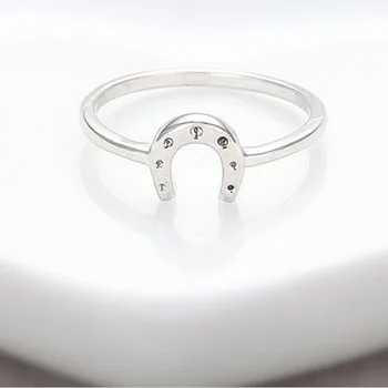 Нов прием на модни бижута, уникални пръстени на пръсти във формата на подкова, смесени цветове, висококачествени дамски пръстени за любов, продажба на едро безплатна доставка