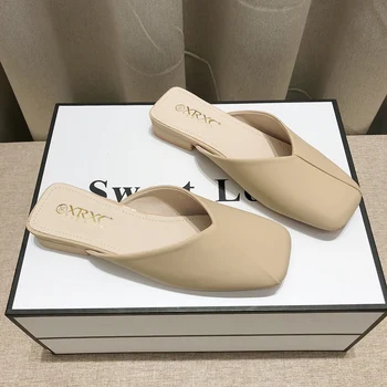Дамски чехли в френски стил Отвън и отвътре 2023, Пролет-лято, нови обувки с квадратни пръсти на токчета, Черна однотонная универсална обувки от мека кожа