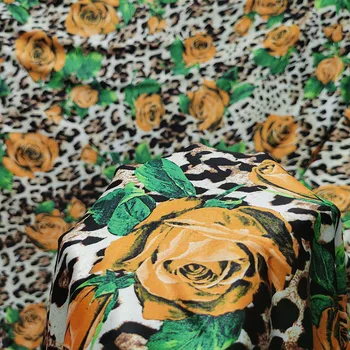 Добра памучен плат в кафяво леопардовый грах с 4 странични еластични вложки, мек плат с флорални принтом жълта роза, облекло/ рокля / панталони за шиене със собствените си ръце