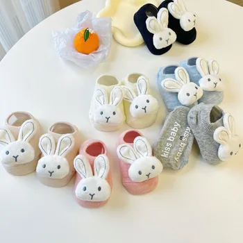Мини детски силиконови нескользящие чорапи на пода, абсорбиращи потта и дишащи памучни чорапи за бебета с сладък заек на щиколотках.