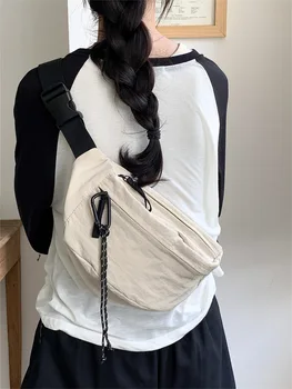 Найлон поясная чанта нов нишевого дизайн, лесна спортна нагрудная чанта, мъжка мода пътна ежедневни студентски чанта през рамо за жени