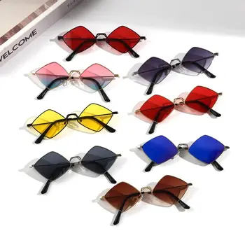 Реколта дамски слънчеви очила с форма на диамант, мъжки слънчеви очила в модерен четириъгълна рамки, слънчеви очила с UV-защитно фолио