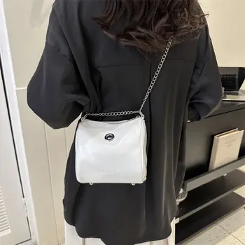 Уличен дизайн, за малцинствата, однотонная темпераментен френска дамска чанта-тоут, чанта под мишката, Бостонская чанта-възглавница, чанта през рамо
